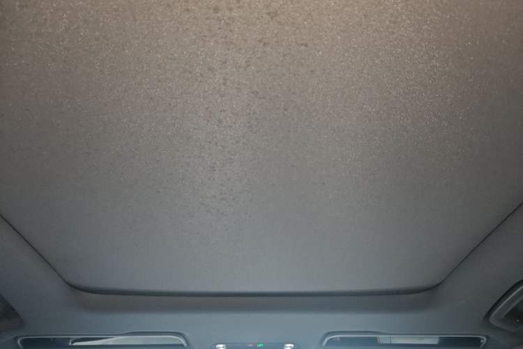 Used Lynk & Co 07 2024 EM-P 126 Long-Range Halo Headliner