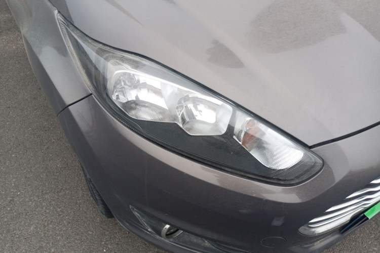 Used Ford Fiesta 2013 Sedan 1.5L Automatic Fashion Edition
