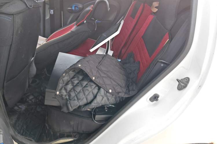 Used JMEV E200L 2017 E200P Standard Edition Left Rear Seat