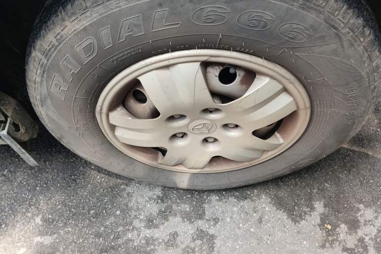 Used CHANGAN KAICHENG Ruixing M80 2018 1.5L Comfort Version Flat-Top Liftback 4G15S Right Front Wheel Hub