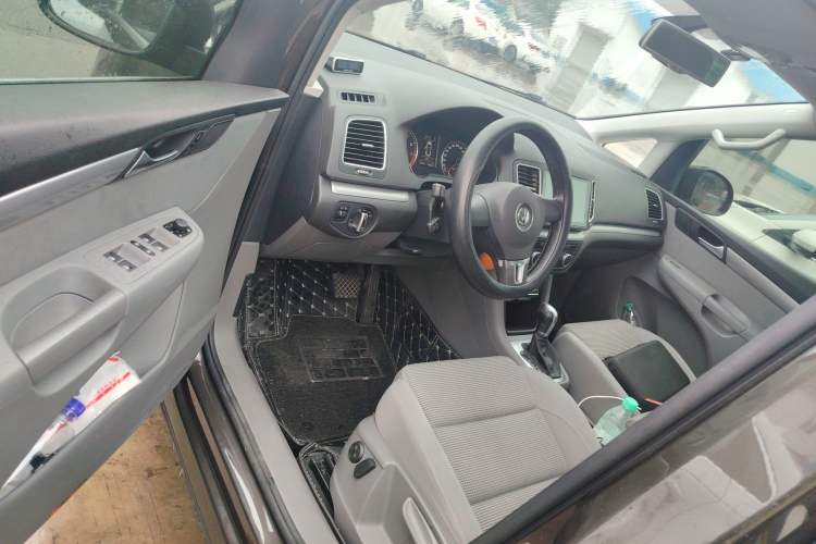 Used Volkswagen Sharan 2014 2.0 TSI Standard Model