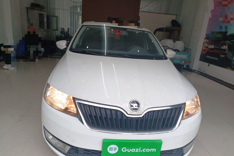Used Skoda Rapid Spaceback 2016 Revised 1.6L Automatic Chuanxing Version Front