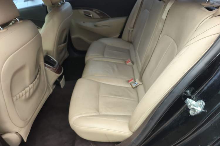 Used Buick LaCrosse 2013 2.4L SIDI Leading Comfort Version Left Rear Seat