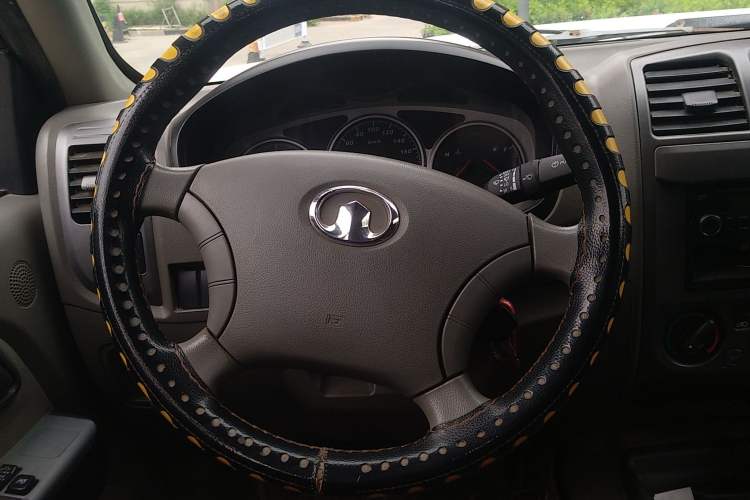 Used Great Wall Wingle 5 2014 2.8T Entry-Level Big Double-Cab GW2.8TC Steering Wheel