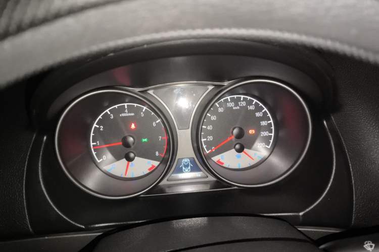 Used Geely Auto GX7 2015 Classic Edition 1.8L Manual - Exclusive for Online Retailers - China V Standard
