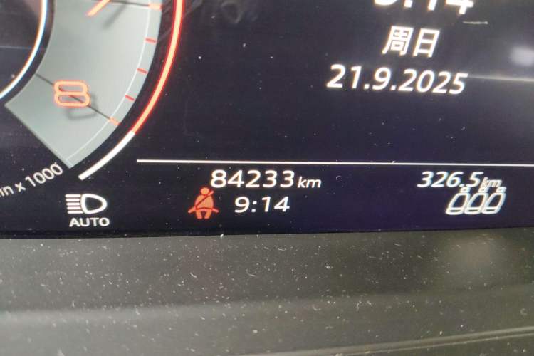 Used Audi A8 2022 A8L 50 TFSI quattro Comfort Edition Collector's Model Odometer Close Up