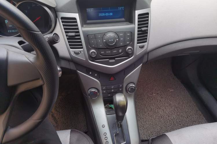 Used Chevrolet Cruze 2013 1.8L SE AT