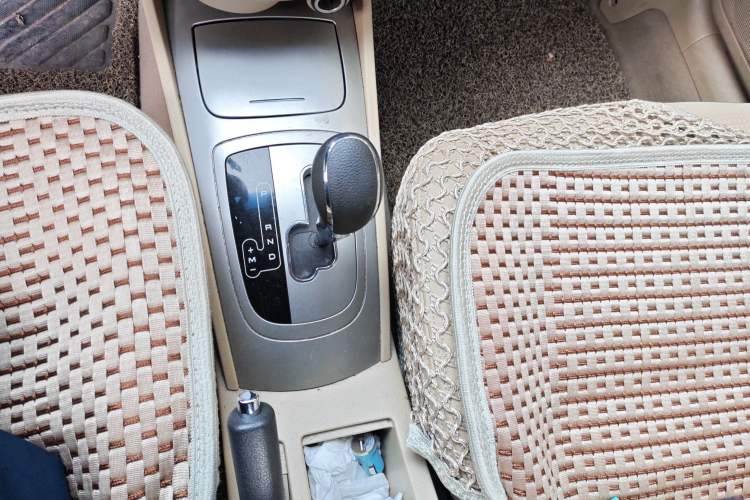 Used Buick Excelle 2013 1.5L Automatic Classic Model
