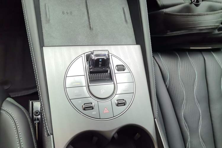 Used BYD Seal 06 New Energy 2024 DM-i 120KM Flagship Model