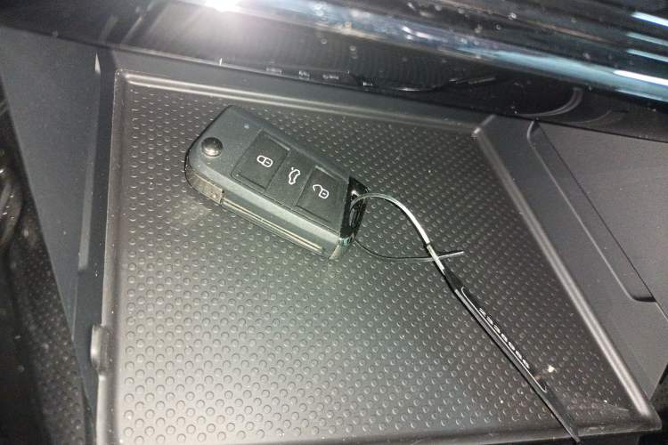 Used Volkswagen Passat 2026 Model, Outstanding 380TSI Xingkong Longteng Edition
