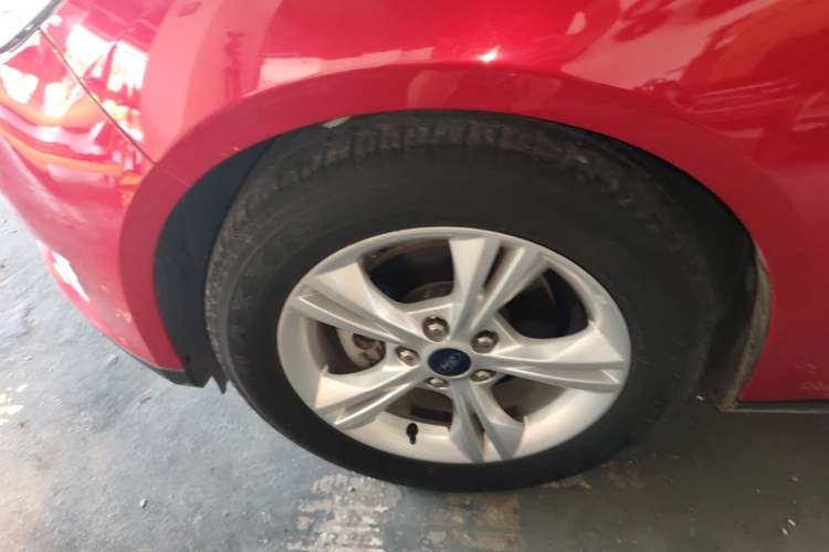 Used Ford Focus 2015 Sedan 1.6L Automatic Comfort Model