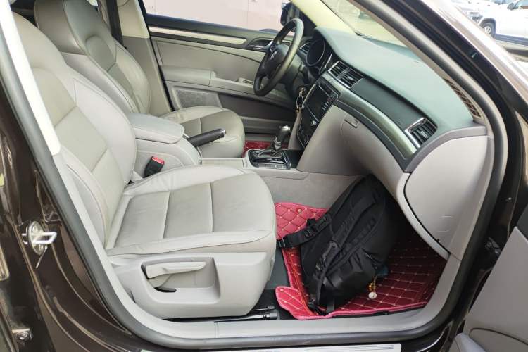 Used Skoda Superb 2013 1.8TSI Automatic Yashi Edition