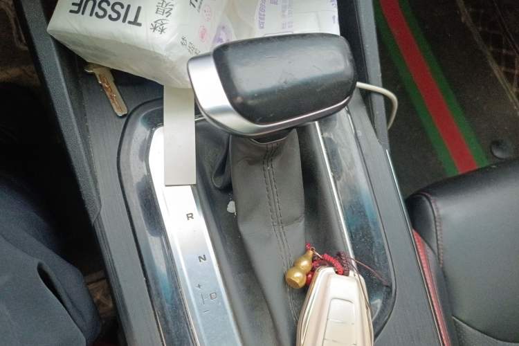 Used Geely Auto Emgrand S 2021 1.4T CVT Prestige Edition Gear Lever