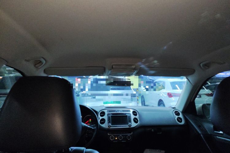 Used Volkswagen Tiguan 2013 1.8 TSI Automatic Two-Wheel Drive Comfort Edition Headliner