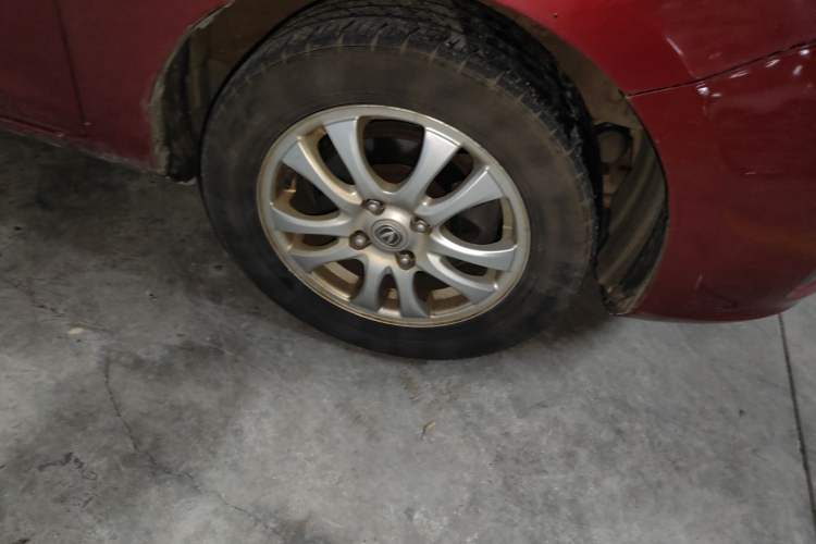 Used CHANGAN Alsvin V3 2012 1.3L Manual Comfort Version China IV Standard
