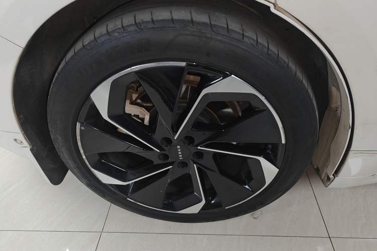 Used Zeekr 001 2022 Ultra-Long Range Dual-Motor YOU Version
