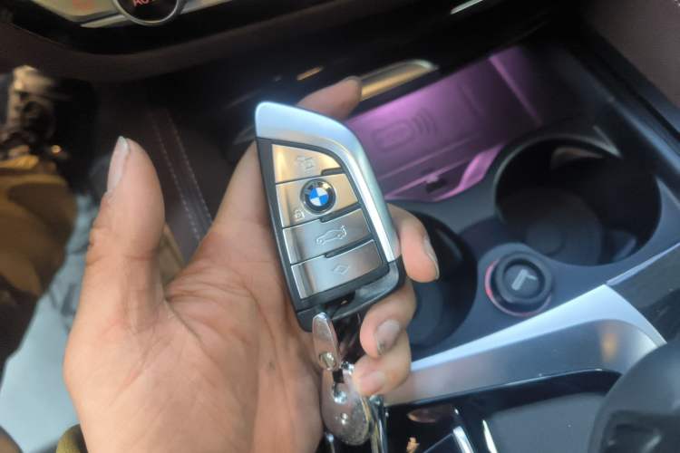 Used BMW 5 Series 2022 Restyled 525Li M Sport Package
