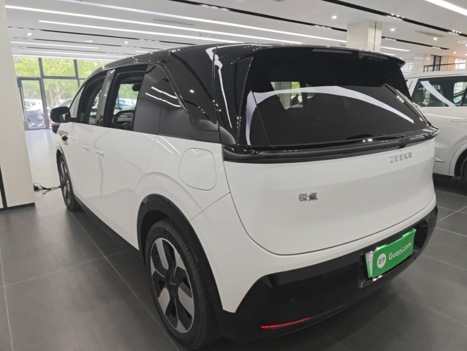 Zeekr MIX 2025 Intelligent Driving Version — снимка 4