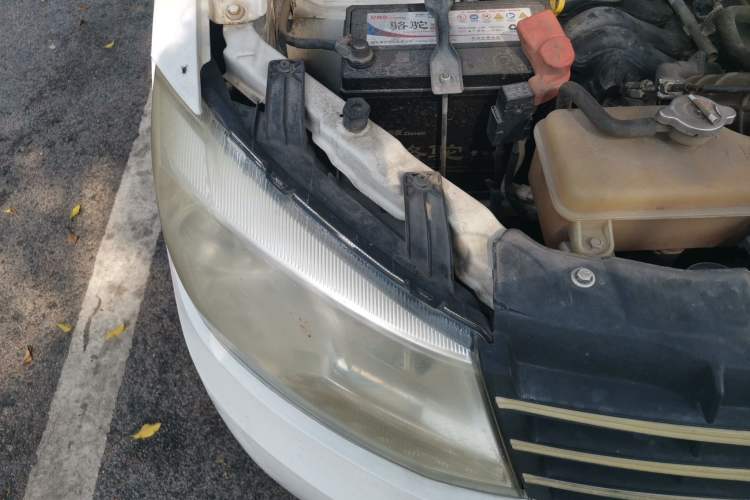 Used Dongfeng Fengon 330 2014 1.5L Manual Standard Edition DK15-02
