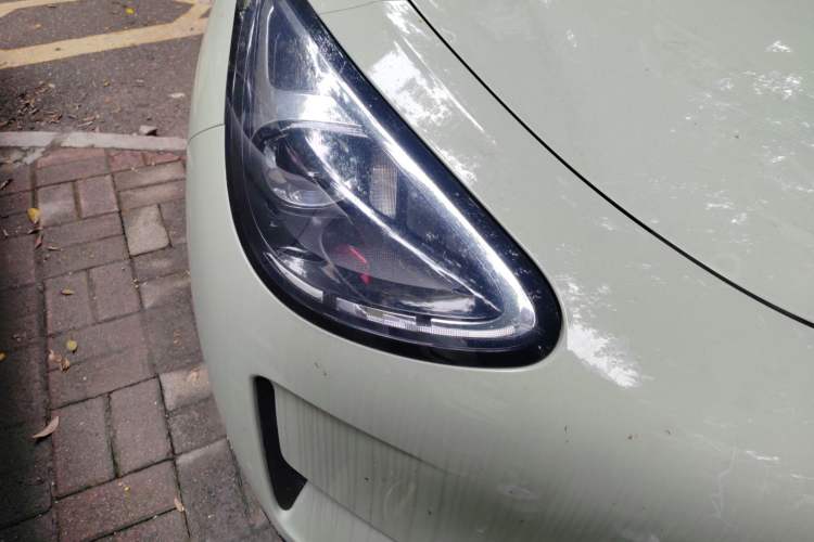 Used Geely Galaxy Geome 2026 Model 310km Youth Edition Right Front Headlight