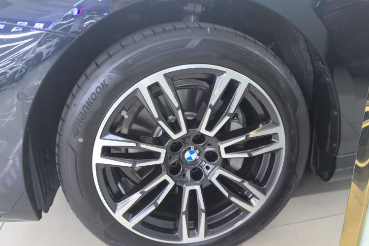 Used BMW 5 Series 2025 530Li Leading Model M Sport Package