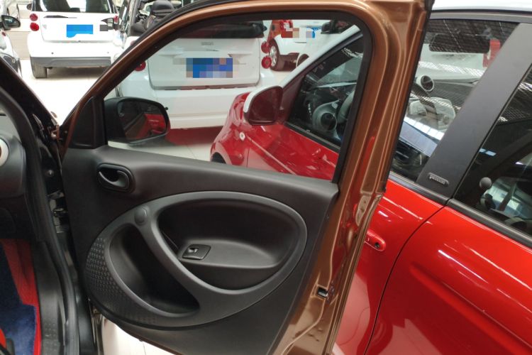 Used smart forfour 2016 1.0L 52 kW Dynamic Edition