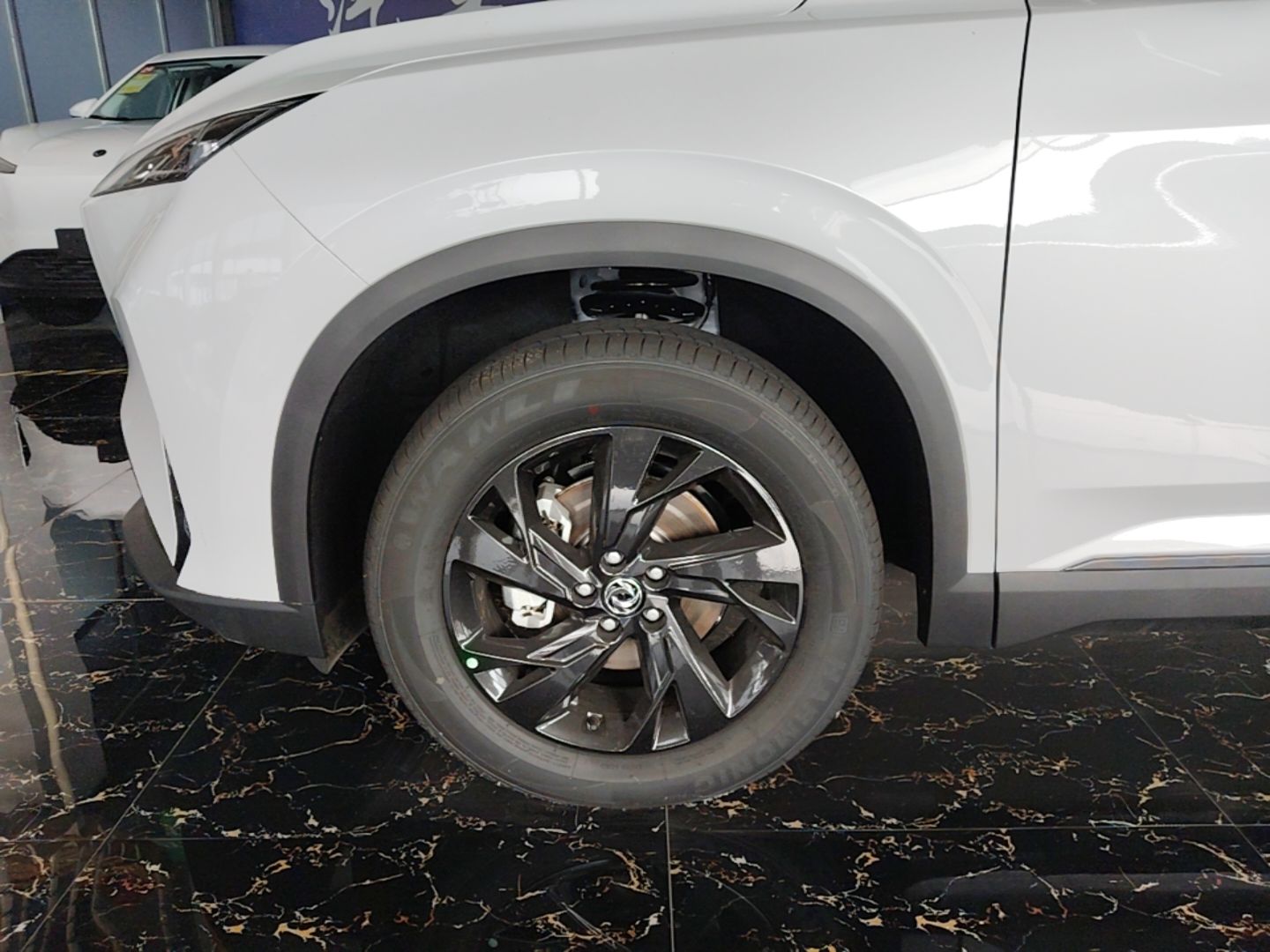 Dongfeng Aeolus SKY EV01 2025 530 km AIR Elite Edition — снимка 10