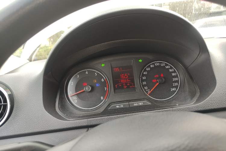 Used Volkswagen Jetta 2017 1.5L Manual Fashion Edition