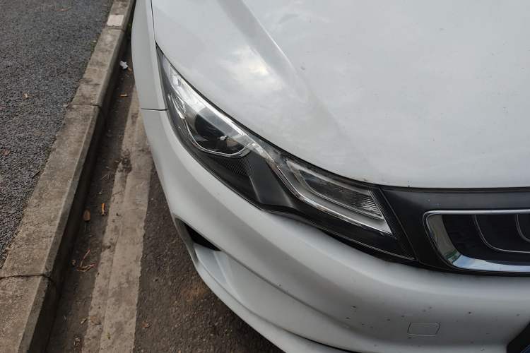 Used Geely Auto Emgrand GL 2017 1.8L Manual Elite Model
