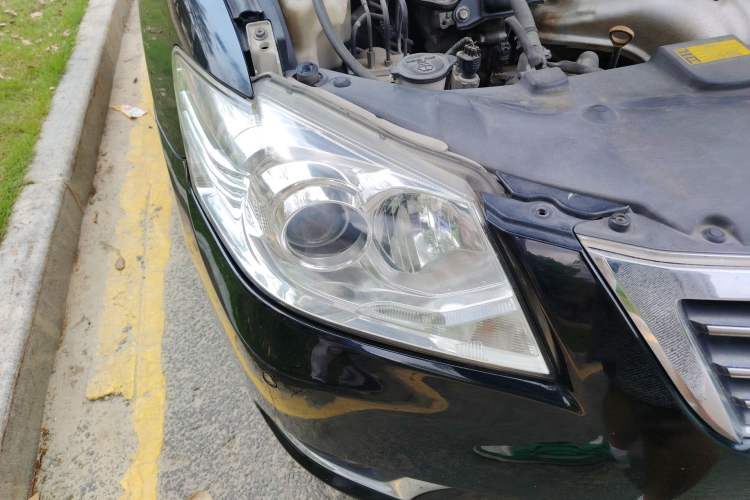 Used Toyota Camry 2011 200G Classic Anniversary Edition Right Front Headlight