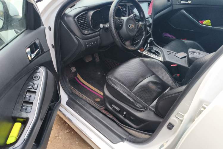 Used Kia K5 2014 2.0L Automatic LUXURY Driver Seat