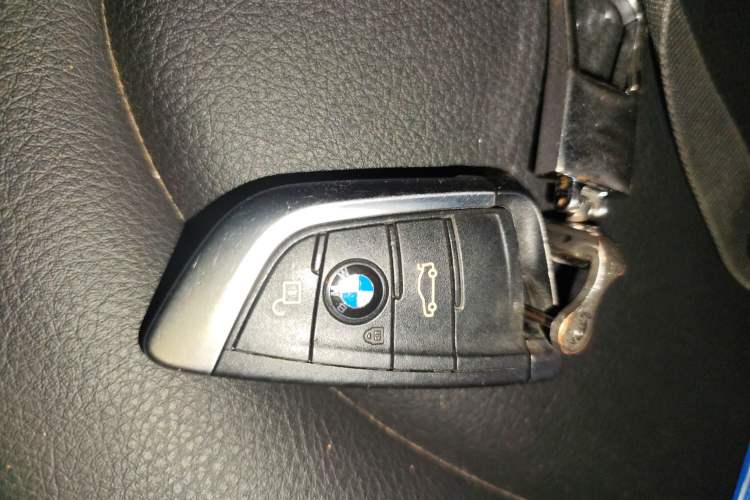 Used BMW X1 2016 sDrive18Li Premium Edition
