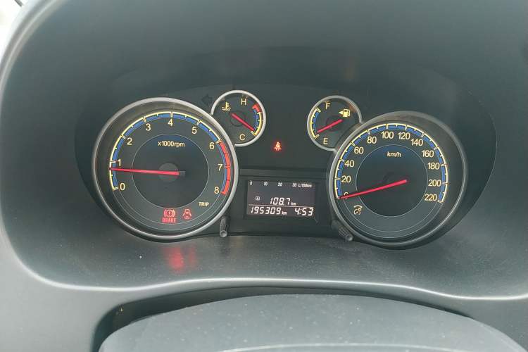 Used Suzuki SX4 2013 1.6L Manual CoolRide Model
