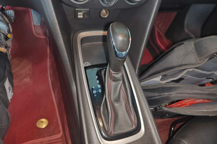 Used Chevrolet Monza 2019 Redline 320T Dual-Clutch Sporty Version China VI Standard
