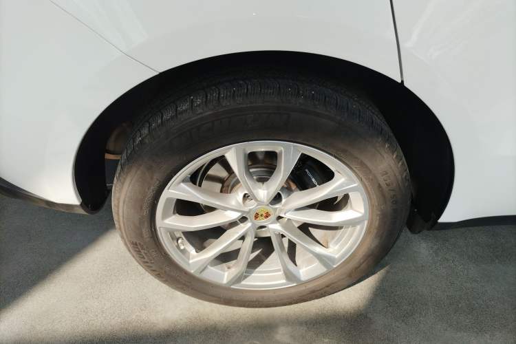 Used Porsche Macan 2024 Macan 2.0T