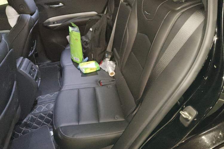 Used Cadillac XT4 2020 28T Two-Wheel-Drive Leading Version