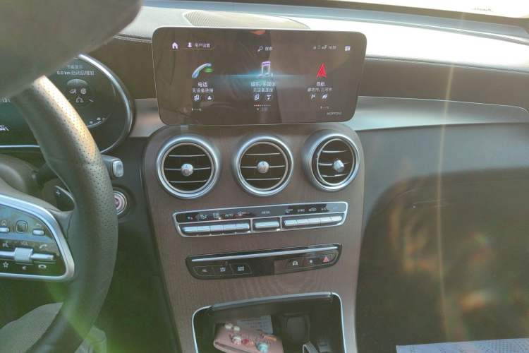 Used Mercedes-Benz GLC 2020 GLC 300 L 4MATIC Dynamic Edition
