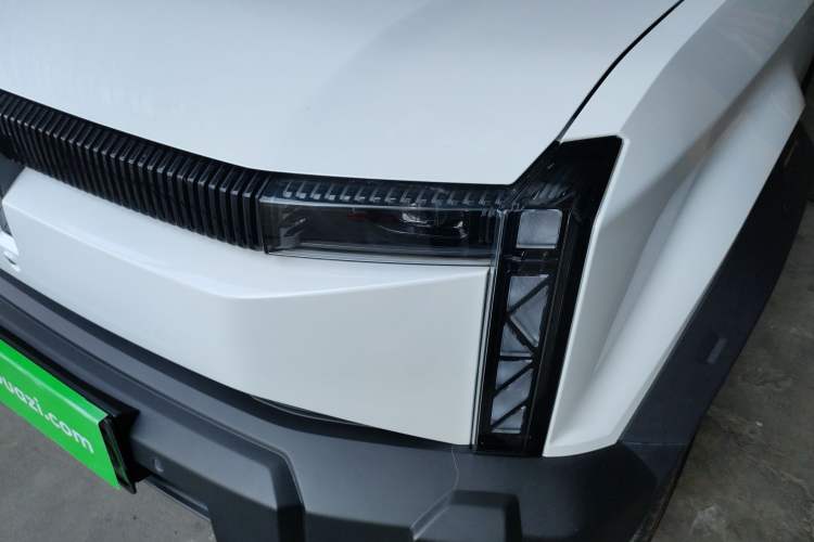 Used iCAR 03 2024 401km Range Two-Wheel Drive Standard Yuechao Version