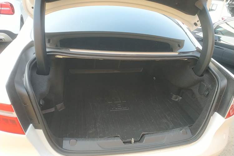 Used Jaguar XEL 2019 2.0T 200 PS Deluxe Edition
