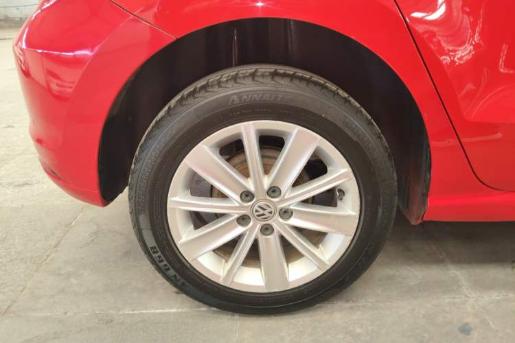 Used Volkswagen Polo 2014 1.6L Automatic Comfort Edition