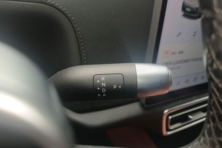 Used Li Auto L8 2023 Pro Model