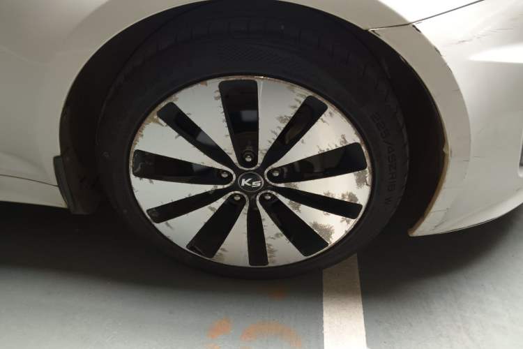 Used Kia K5 2012 2.0L Automatic DLX
