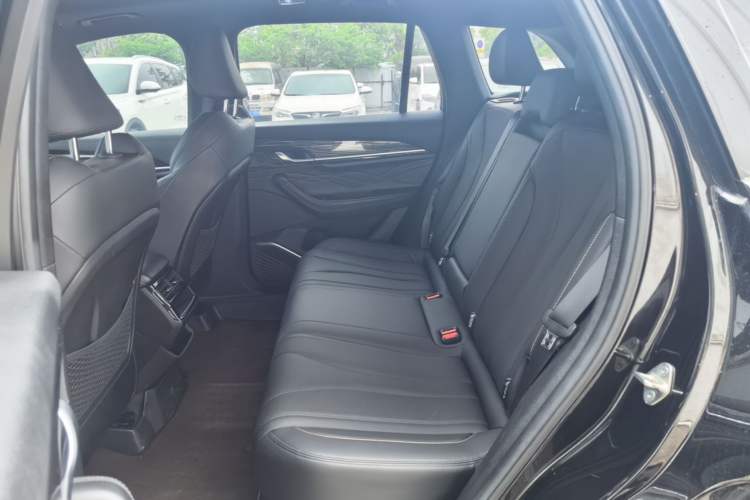 Used Geely Auto Monjaro L 2024 2.0TD DCT EVO Two-Wheel Drive Long-Range Version Left Rear Seat