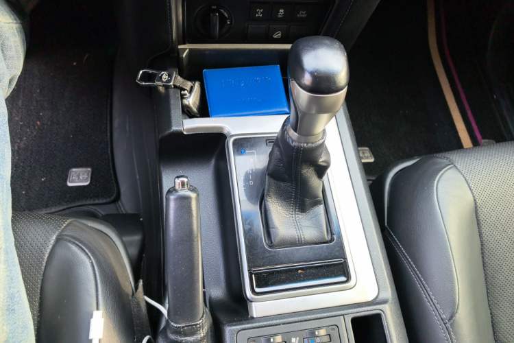 Used Toyota Prado  Gear Lever