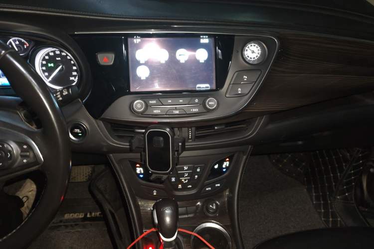 Used Buick Envision 2019 20T Two-Wheel Drive Elite Version China V Standard
