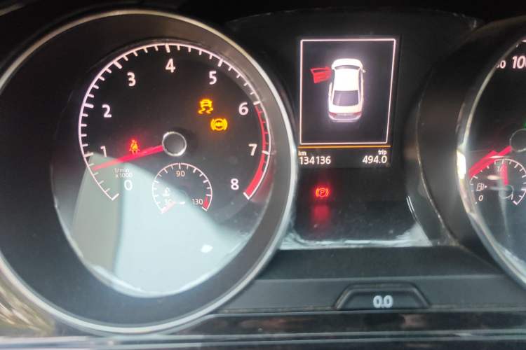 Used Volkswagen Lamando 2015 280TSI DSG Luxury Edition
