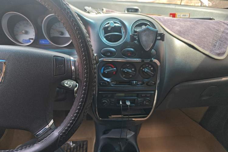 Used Baojun Lechi 2012 Revised Version 1.2L Manual Sporty Edition Dynamic Type