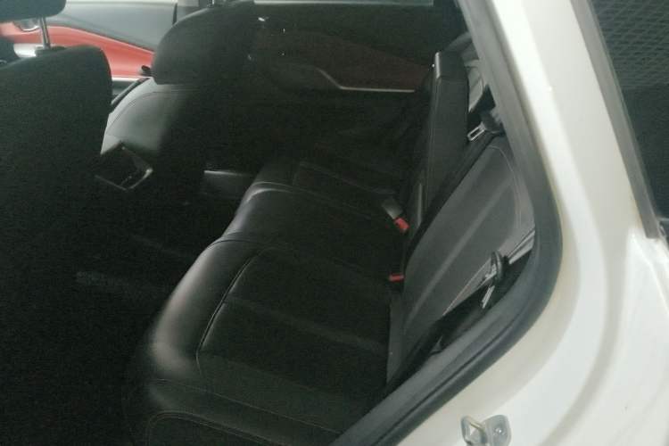 Used Baojun RC-5 2020 RC-5W 1.5T CVT Smart Shine Prestige Model
