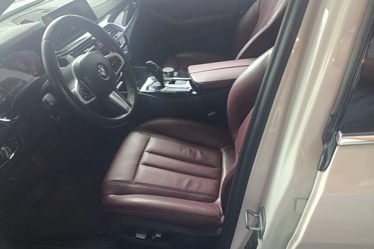 Used BMW 5 Series 2020 530Li Leading Model M Sport Package Left Front Seat