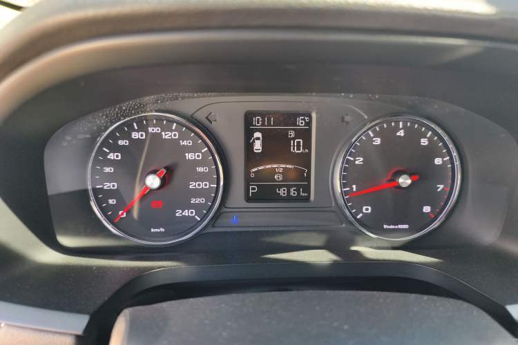 Used Roewe i6 2018 20T Automatic Flagship Edition
